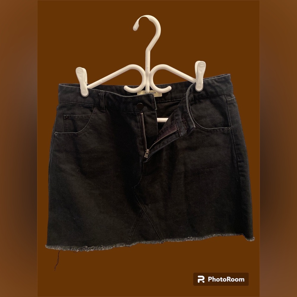 Twikdenim - Picture 2 of 3